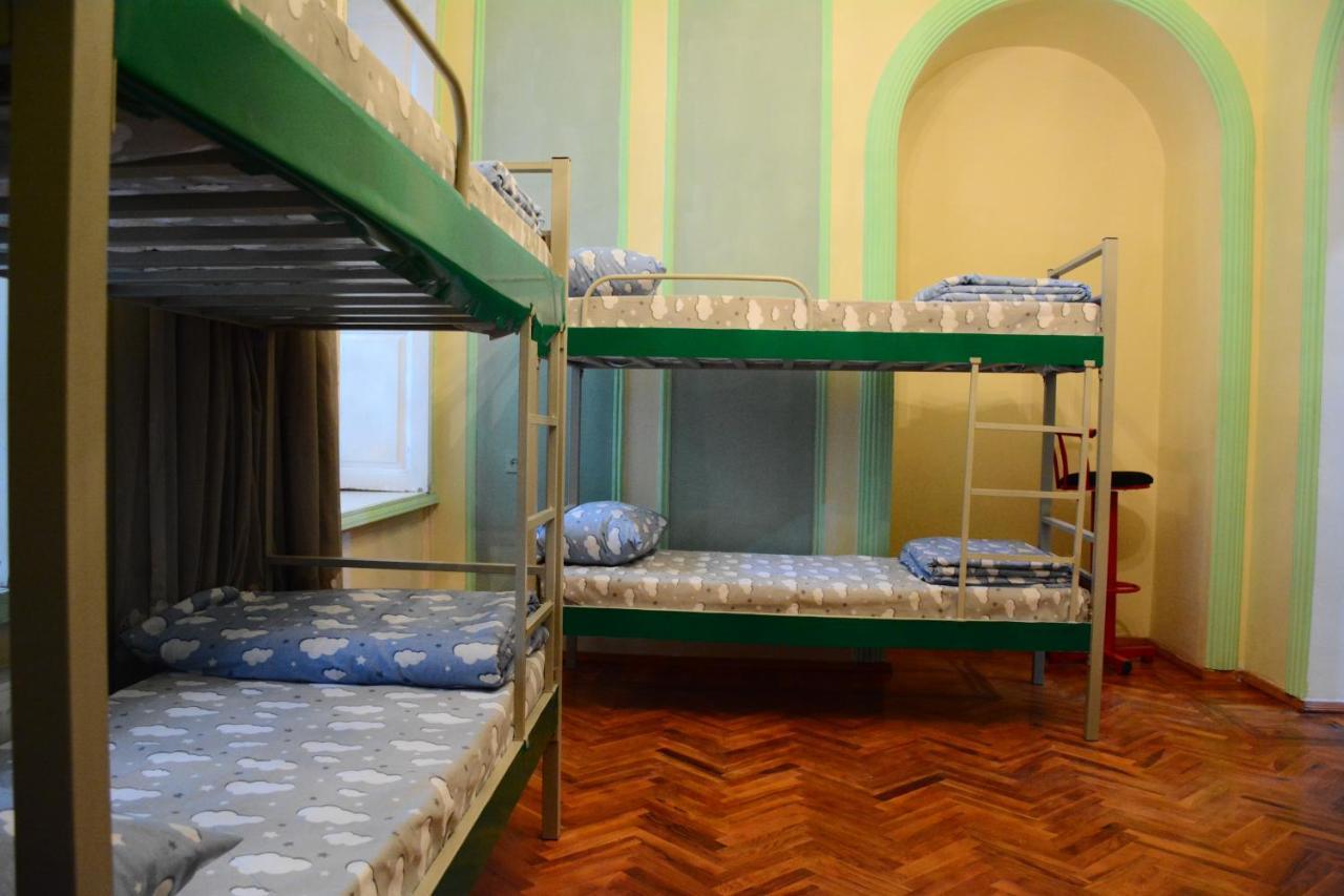 Flora Hostel Baku Exterior photo